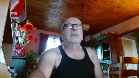 Maurice online show from 01.05.25