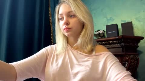 Eva  1st day online show from 07.16.26