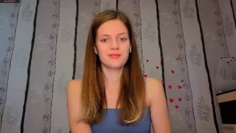 Snapshot of maurineneverman chatting on 06.14.26 Lucy online show from 06.14.26