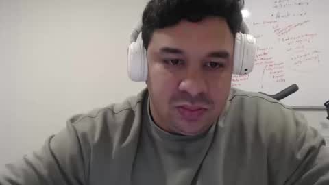 Snapshot of mauro656 chatting on 10.11.25 mauro656 online show from 10.11.25