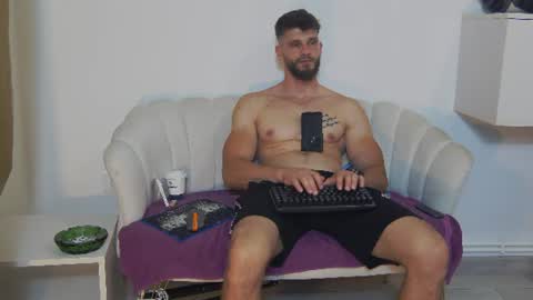 Snapshot of mauro_real_man chatting on 06.30.26 mauro_real_man online show from 06.30.26