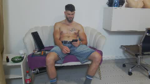 Snapshot of mauro_real_man chatting on 07.08.26 mauro_real_man online show from 07.08.26