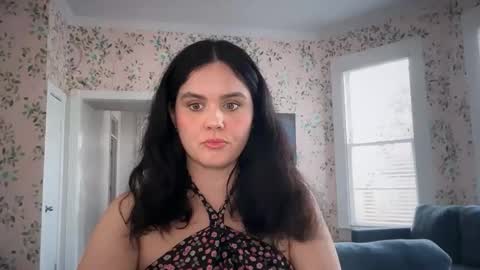 Snapshot of mauve_apple chatting on 02.13.26 Apple online show from 02.13.26