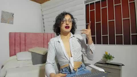 Snapshot of maverick_angel chatting on 05.16.26 Maverick online show from 05.16.26