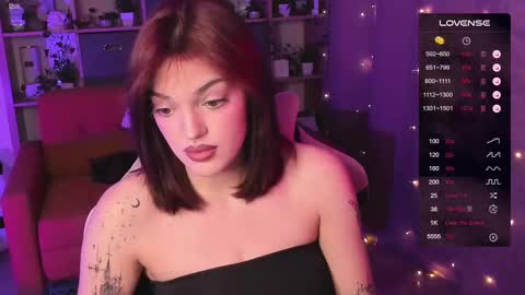 Snapshot of mavis_crystal chatting on 02.20.25 Mavis online show from 02.20.25