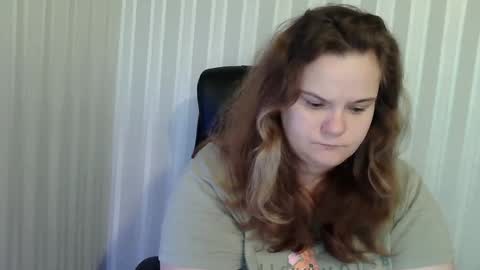 Snapshot of mavka2025 chatting on 11.14.25 Mavka2025 online show from 11.14.25