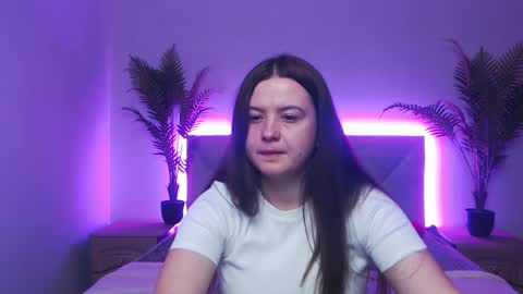 Snapshot of mavkacute chatting on 11.21.25 MavkaCute online show from 11.21.25