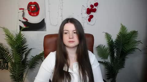 MavkaCute online show from 05.17.26