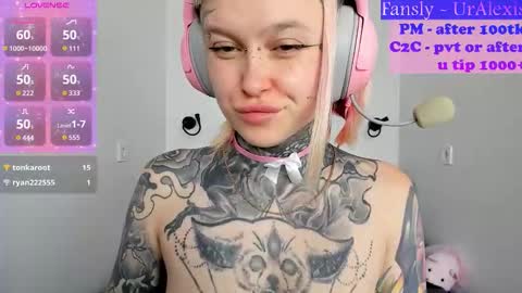 Snapshot of max69alexa chatting on 09.18.25 Ur sweet heart online show from 09.18.25
