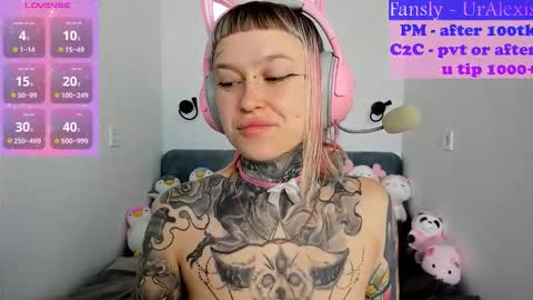 Snapshot of max69alexa chatting on 09.22.25 Ur sweet heart online show from 09.22.25