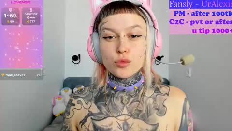 Snapshot of max69alexa chatting on 10.16.25 Ur sweet heart online show from 10.16.25