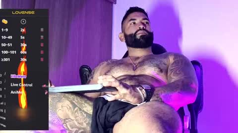 max__prada online show from 10.20.25
