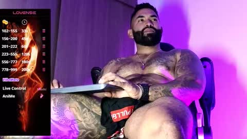 Snapshot of max__prada chatting on 10.26.25 max__prada online show from 10.26.25