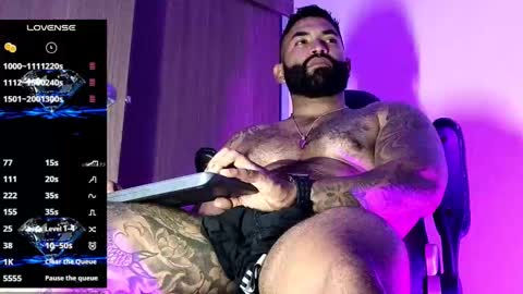 Snapshot of max__prada chatting on 11.01.25 max__prada online show from 11.01.25