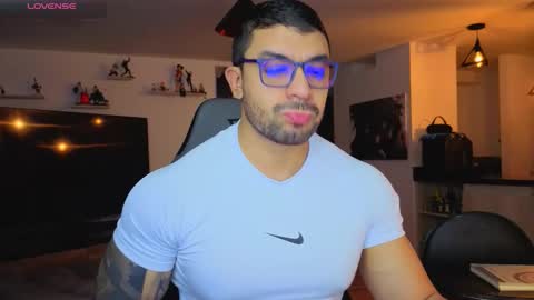 Max online show from 11.14.25