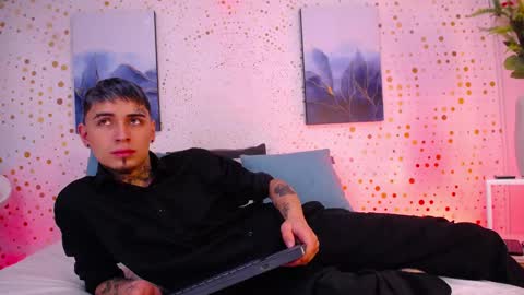 Max online show from 02.10.26