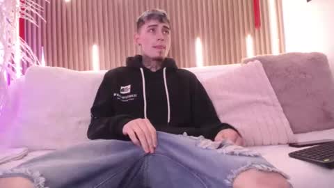 Max online show from 02.15.26