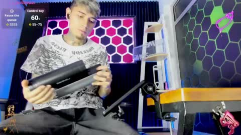 Max online show from 04.03.26