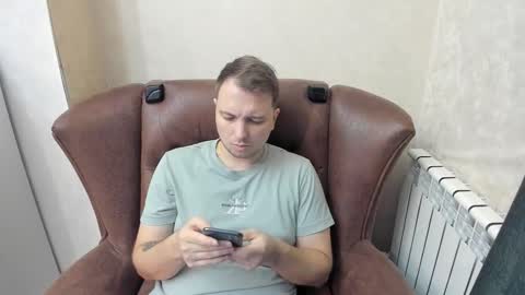 Max online show from 10.21.25