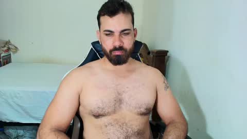 max_love25 online show from 10.13.25