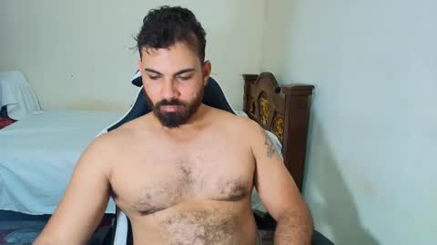 max_love25 online show from 11.21.25