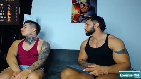 Snapshot of max_mayer chatting on 03.10.25 Maximo Mayer online show from 03.10.25