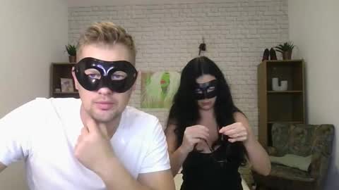 Max  Aliya online show from 10.26.25