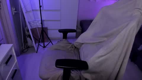 Snapshot of max_sm1th chatting on 01.13.26 Max online show from 01.13.26