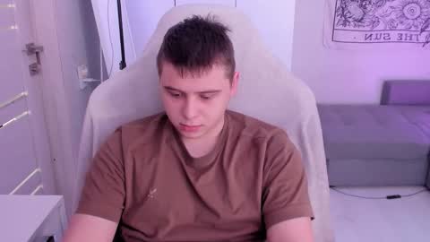 Snapshot of max_sm1th chatting on 02.22.26 Max online show from 02.22.26