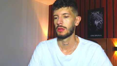 Max Taylor online show from 12.18.25