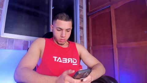 max_valiant1 online show from 01.12.26