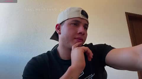 max_valiant1 online show from 05.31.26