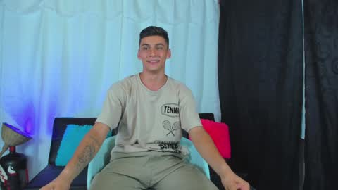 MAX     online show from 01.24.25