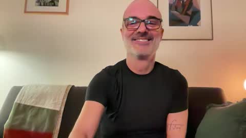 Max Mikado online show from 02.17.26