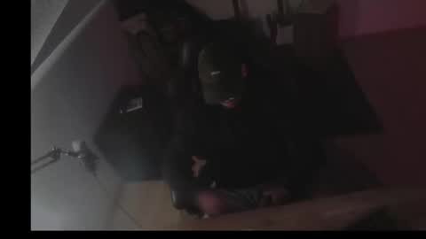 Snapshot of maxcamlove chatting on 09.27.25 maxcamlove online show from 09.27.25