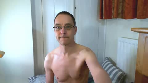 Max Davies online show from 04.17.26