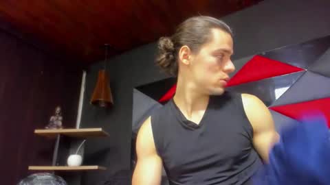 Snapshot of maxi_styles chatting on 02.06.26 Alex online show from 02.06.26