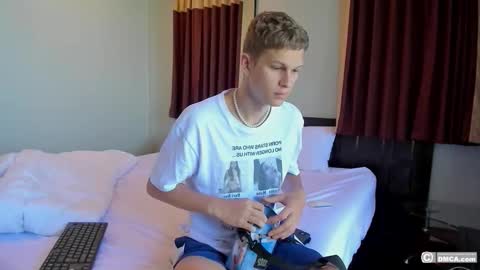 maxim burn online show from 12.22.25