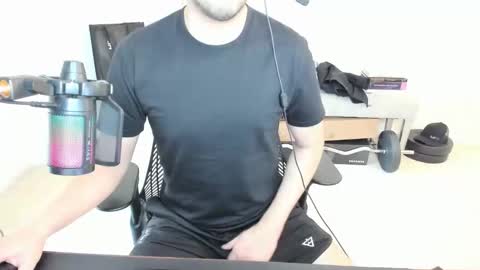 Snapshot of maximal91 chatting on 02.27.26 maximal91 online show from 02.27.26