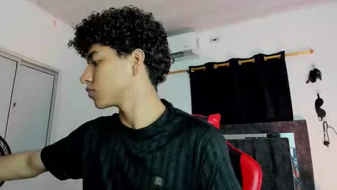 Maximiliano online show from 11.30.25