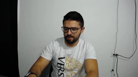 Snapshot of maximo_2000 chatting on 02.28.25 maximo_2000 online show from 02.28.25
