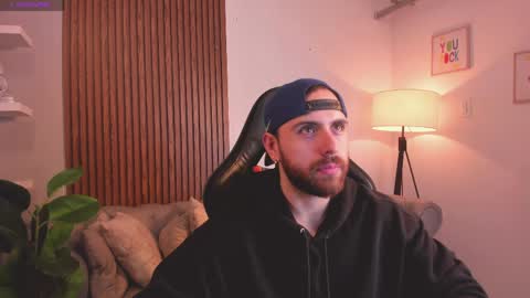 Maximo Wolf online show from 04.13.26