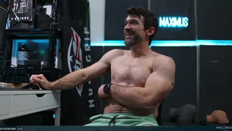 Snapshot of maximus_787 chatting on 12.19.24 Maximus7871 online show from 12.19.24