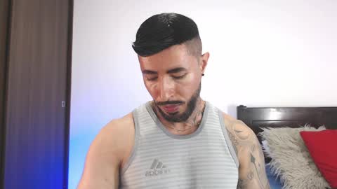 Independent Model online show from 04.08.26