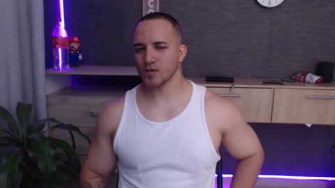 Snapshot of maximussantorini chatting on 12.03.25 maximus online show from 12.03.25