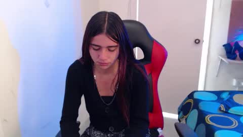 Snapshot of maxinesex_ chatting on 11.27.25 maxinesex_ online show from 11.27.25