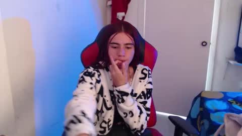 Snapshot of maxinesex_ chatting on 01.05.26 maxinesex_ online show from 01.05.26