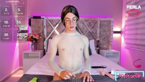 Maxi Rogers online show from 01.21.25