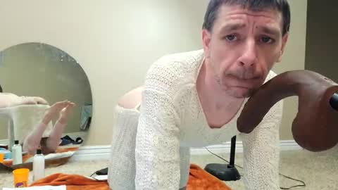 Snapshot of maxjr8008 chatting on 01.01.25 maxjr8008 online show from 01.01.25