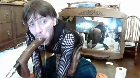 maxjr8008 online show from 11.03.25